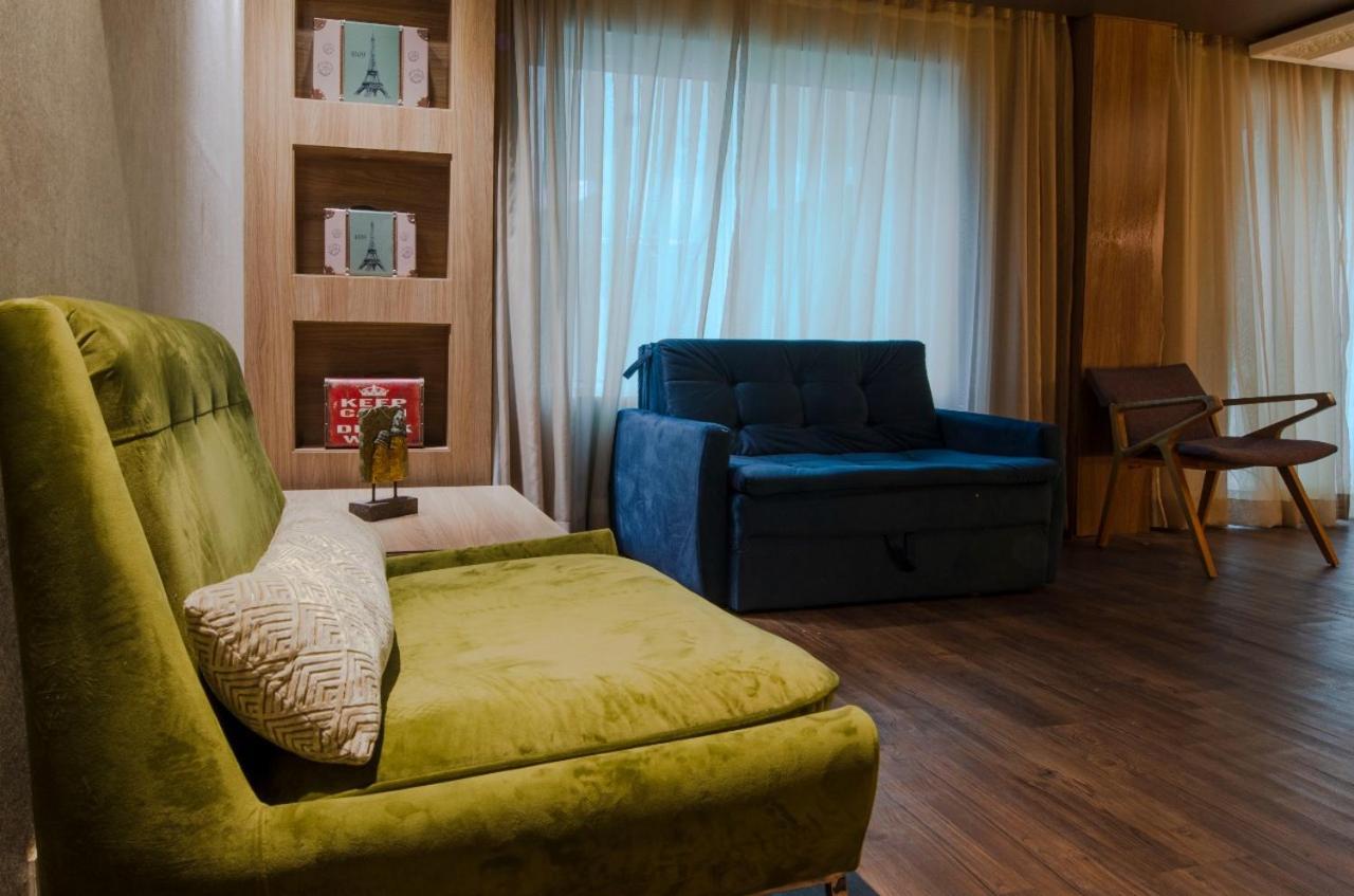 Apartamento Apto Climatizado Na De Iracema, 3 Min Da *